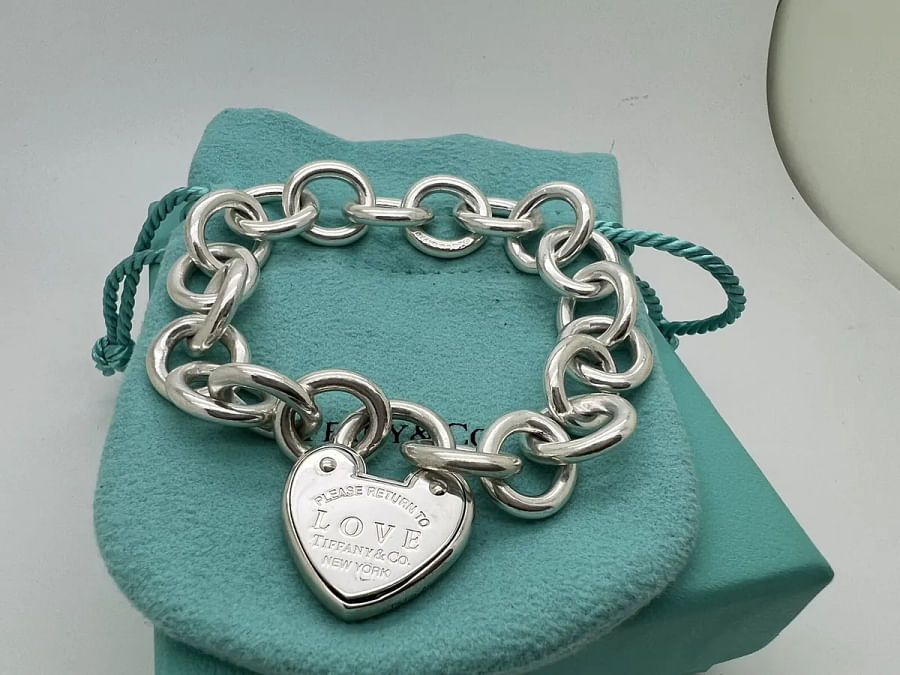 Elegant Tiffany Lock Bracelet